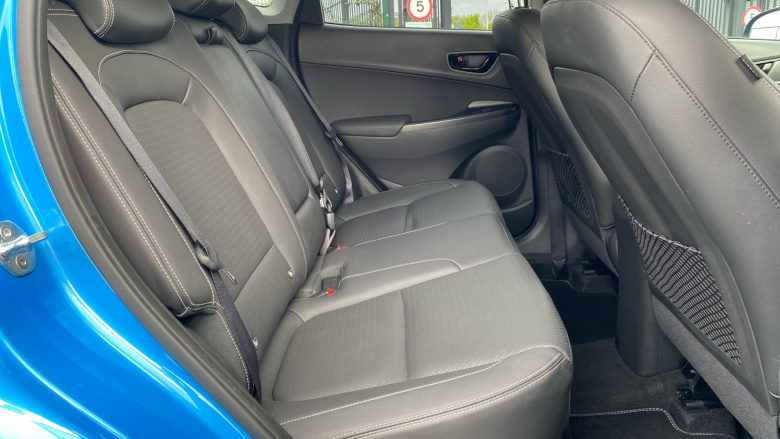 Hyundai Kona 1.6 GDi Hybrid Premium SE 5dr DCT Hybrid Hatchback